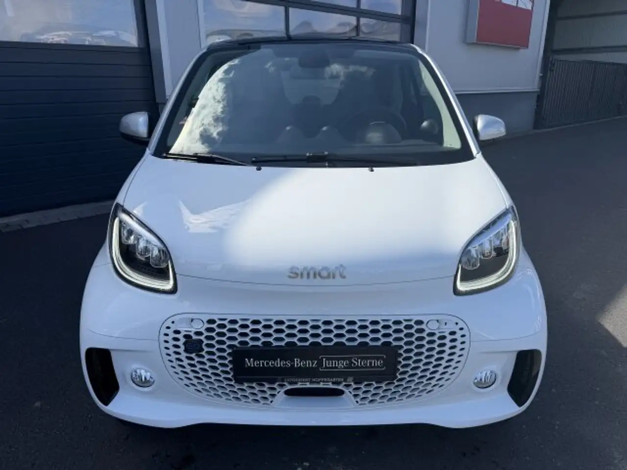 smart forTwo smart EQ fortwo Exclusive LED Panorama Kamera .. — Galerie du véhicule 3