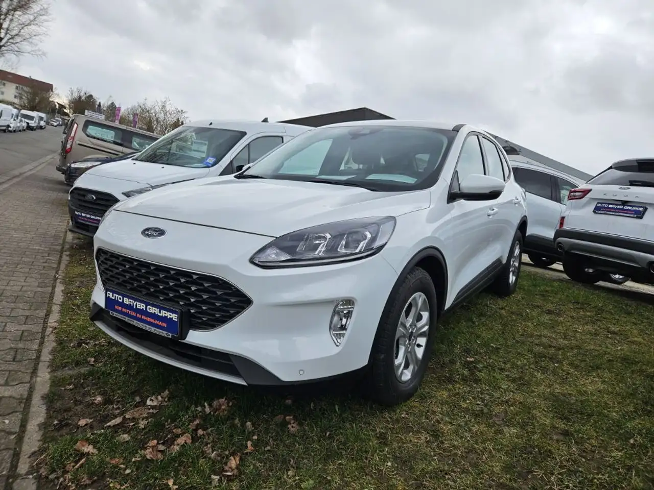 Ford Kuga 2.5 Duratec FHEV 4x4 COOL&CONNECT — Galería del vehículo 7
