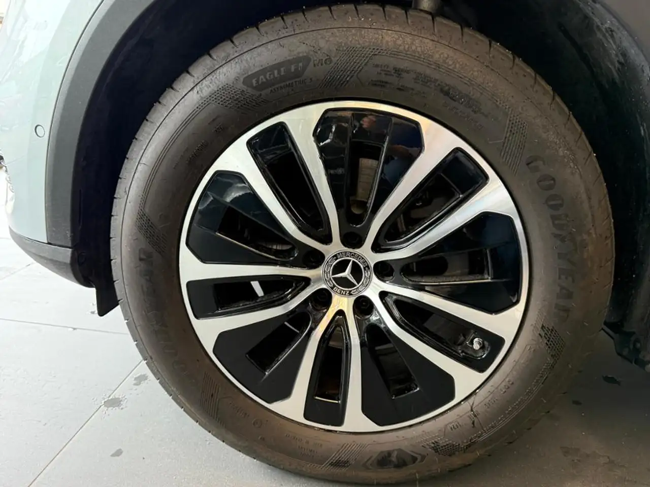 Mercedes-Benz GLC 200 4M DigitalLight AHK KeyGO 360 Distronic — معرض صور السيارة 26