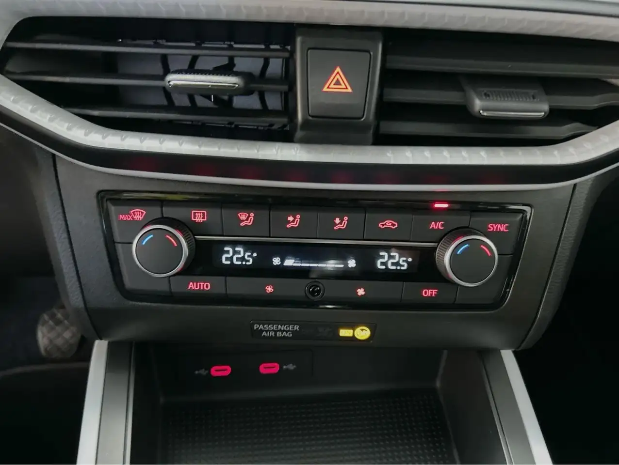 SEAT Arona 1.0 TSI Style Edition CarPlay LED PDC Virt — Galerie du véhicule 14