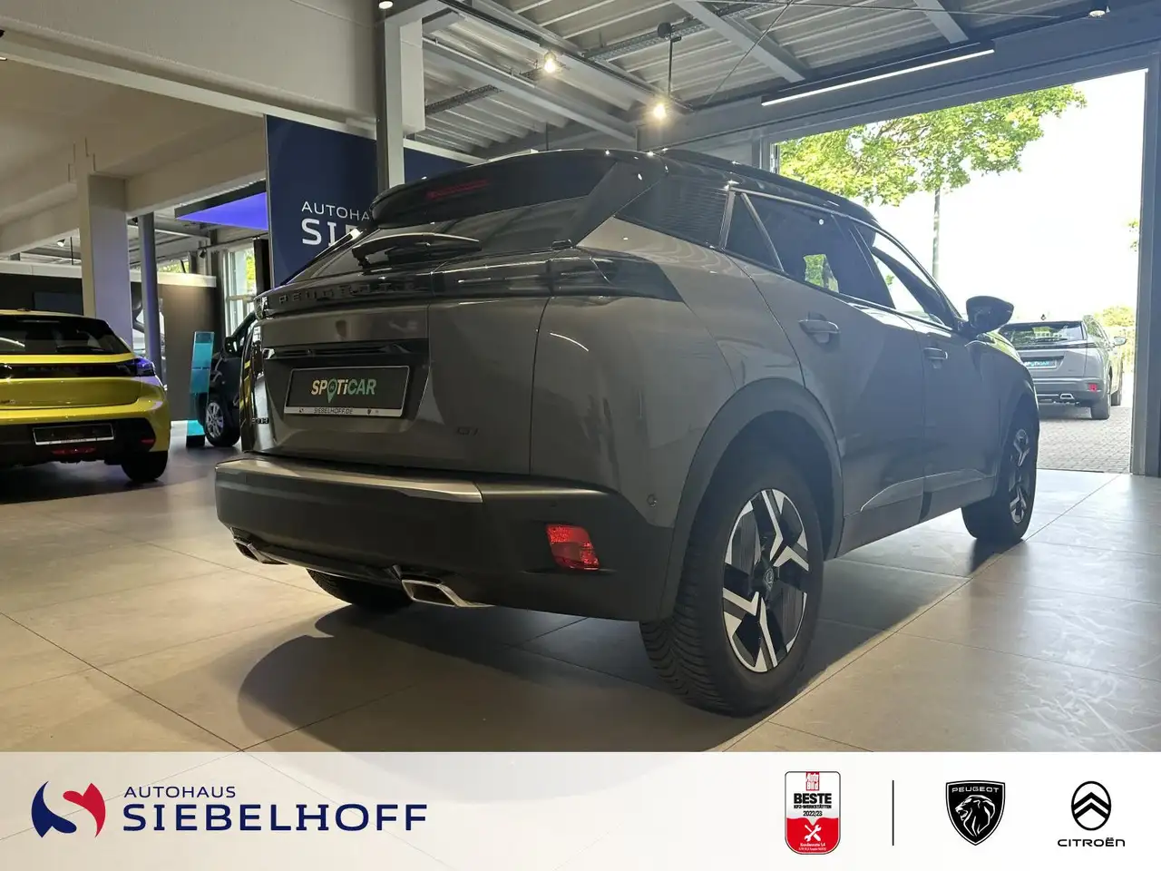 Peugeot 2008 GT PureTech 130 EAT8 — Vehicle gallery 5