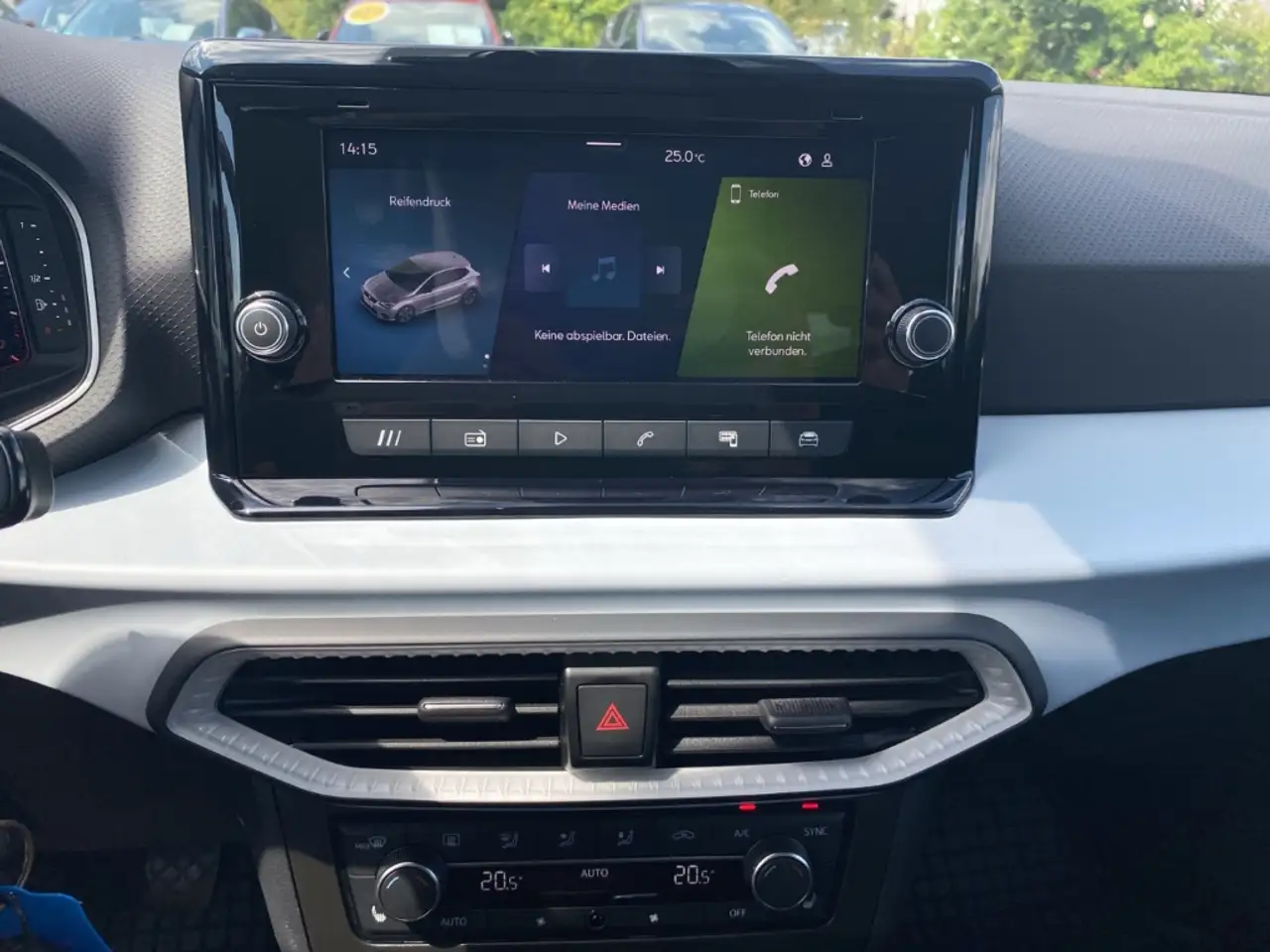 SEAT Ibiza STYLE EDITION 1.0 TSI Style Edition PDC+SHZ+KAMERA — Galerie du véhicule 18