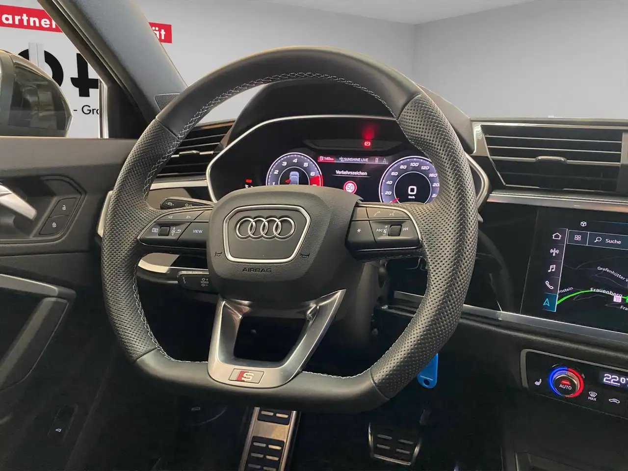 Audi Q3 Sportback S line 40 TFSI quattro S tronic AHK — معرض صور السيارة 12
