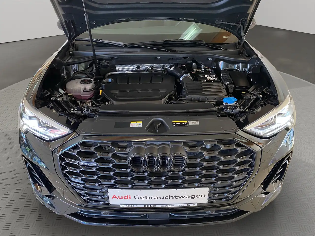 Audi Q3 Sportback S line 40 TFSI quattro S tronic AHK — معرض صور السيارة 17