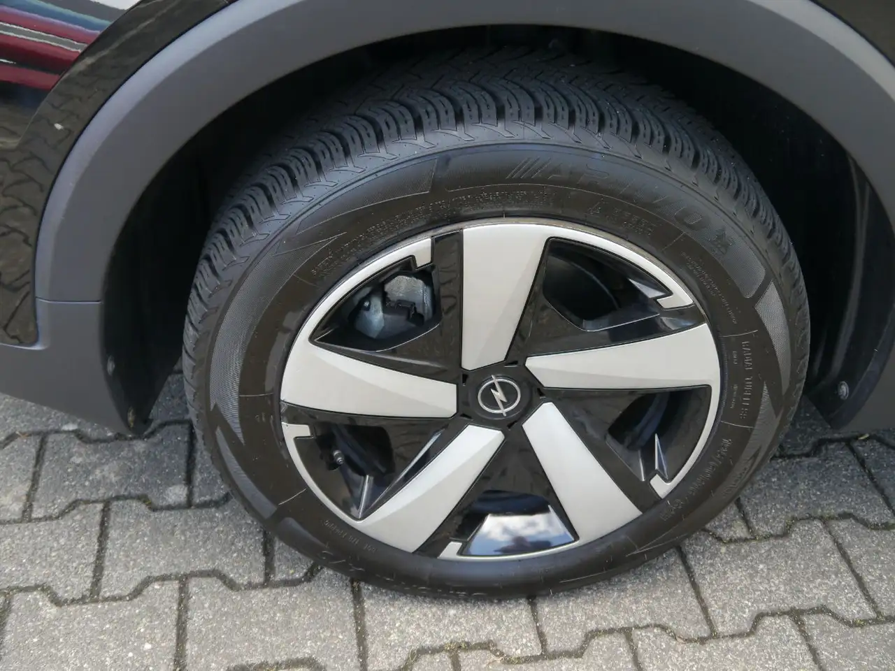 Opel Crossland Enjoy 1.2 Turbo incl.Big Deal Paket — Vehicle gallery 24