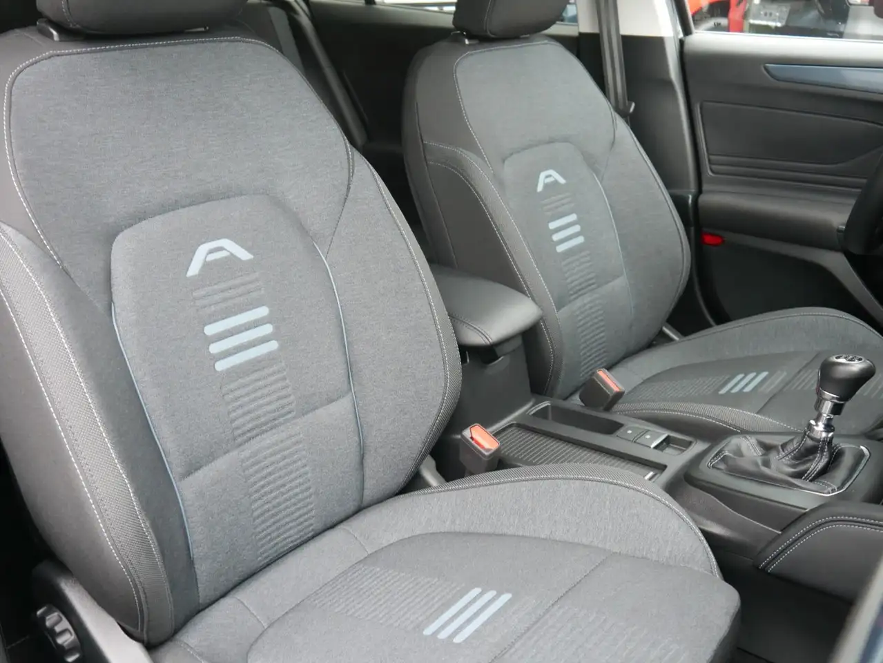 Ford Focus Active X Turnier 1,0 MHEV 92kW iACC BLIS — Vehicle gallery 21