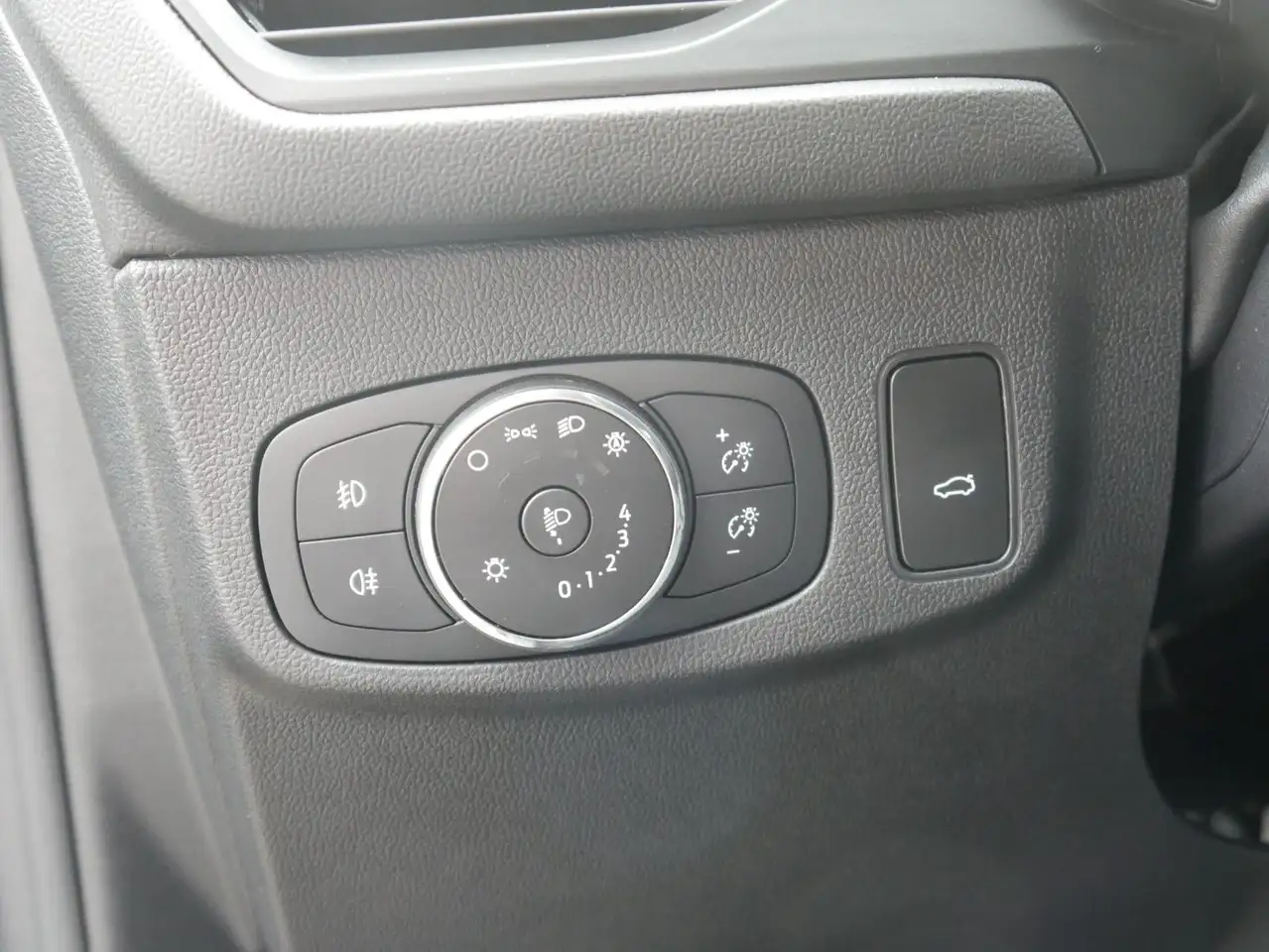 Ford Focus Active X Turnier 1,0 MHEV 92kW iACC BLIS — Vehicle gallery 16