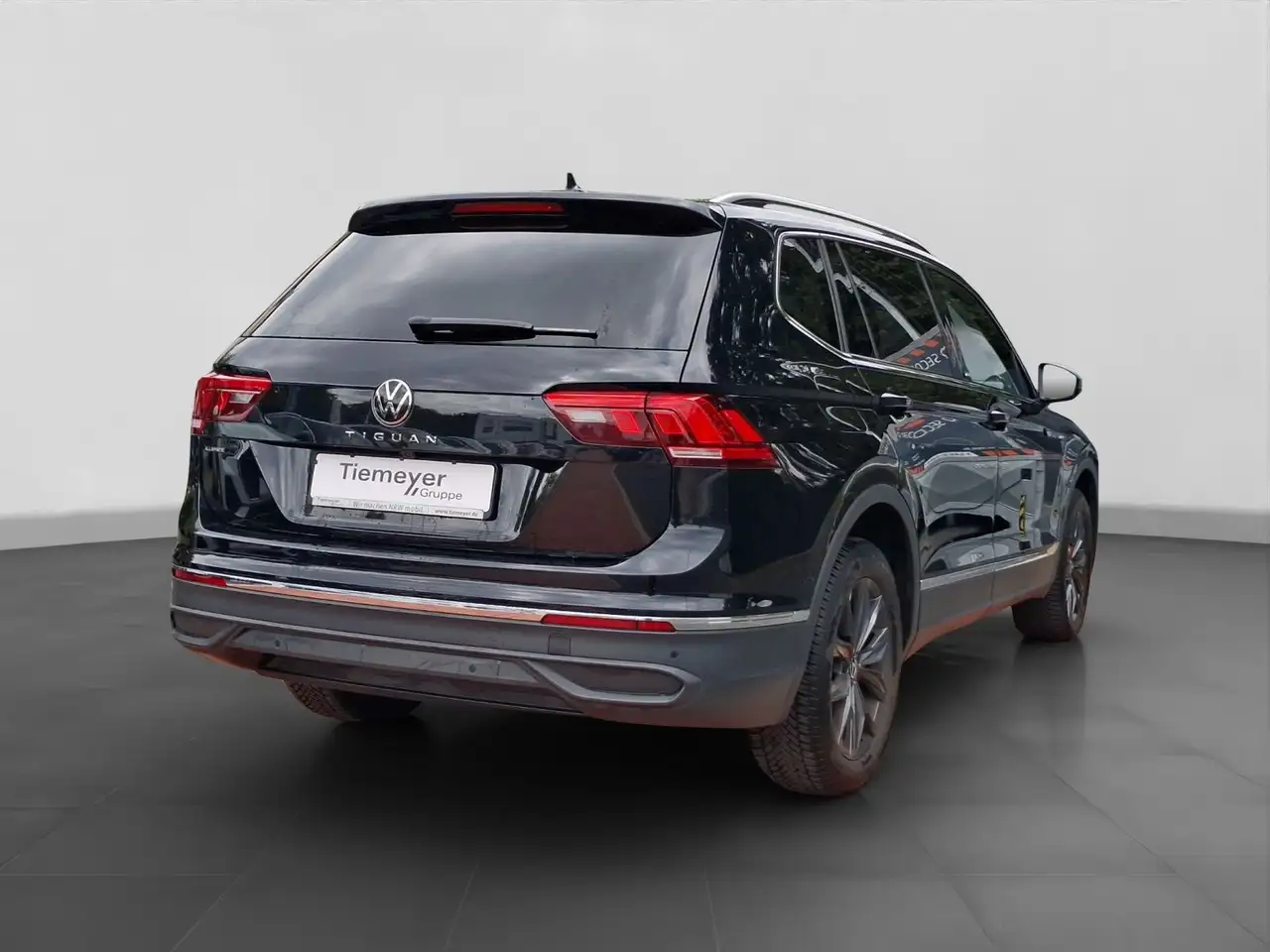 Volkswagen Tiguan Allspace 1.5 TSI DSG MOVE LED KAMERA AHK — Galerie du véhicule 3