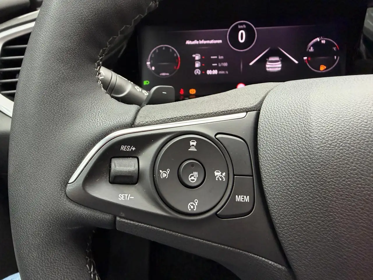 Opel Grandland GS Line 1.2|NAVI|KAM|ALLWETTER|SHZG|LM — Vehicle gallery 26