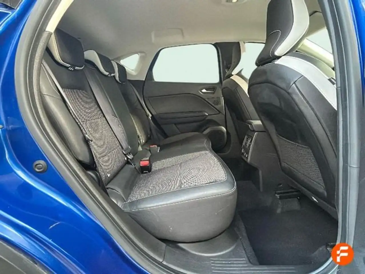 Renault Captur TCe Techno 67kW — معرض صور السيارة 17