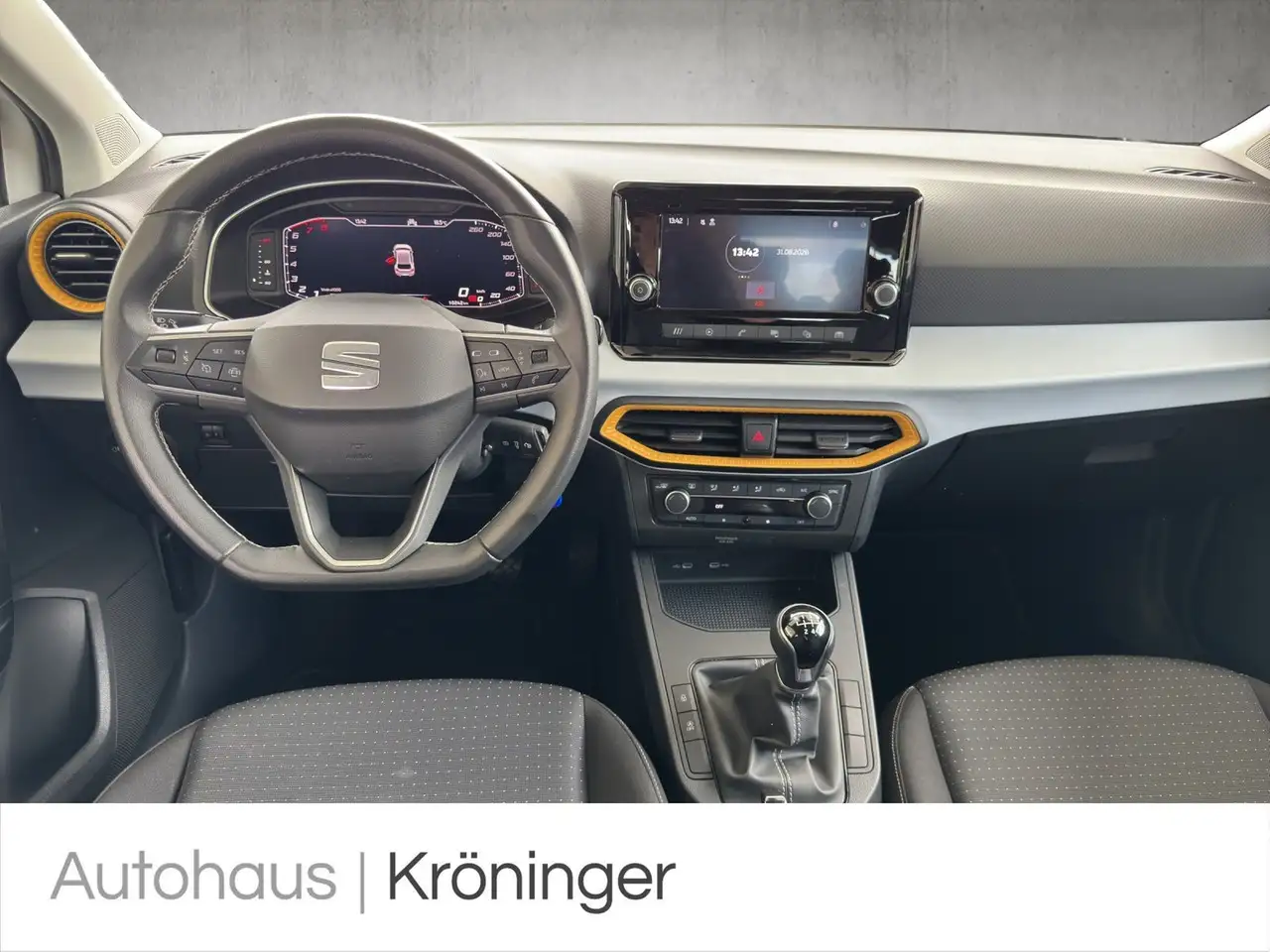 SEAT Ibiza 1.0 TSI Style LED DAB Virtual CarPlay — معرض صور السيارة 13