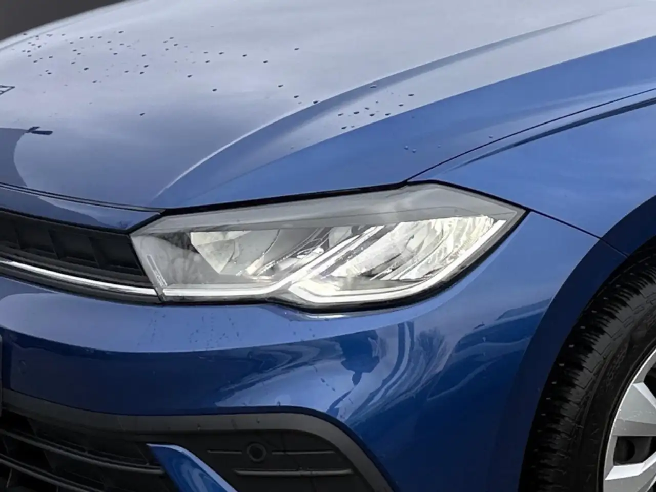 Volkswagen Polo VI Life 1.0 TSI Navi Apple CarPlay Mehrzonenklima — Galería del vehículo 7