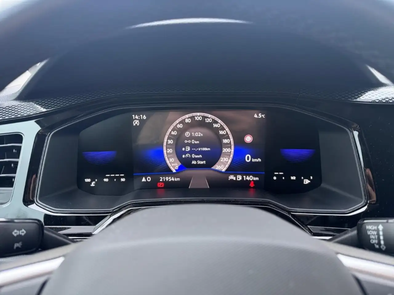 Volkswagen Polo VI Life 1.0 TSI Navi Apple CarPlay Mehrzonenklima — Galería del vehículo 17