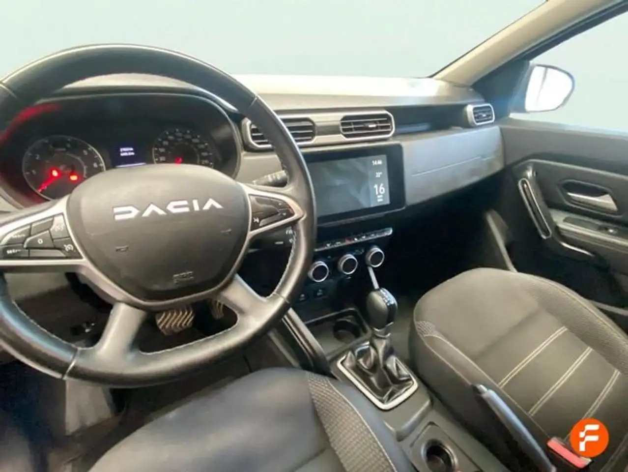 Dacia Duster 1.3 TCe Journey Go 4x2 96kW — Galerie du véhicule 8