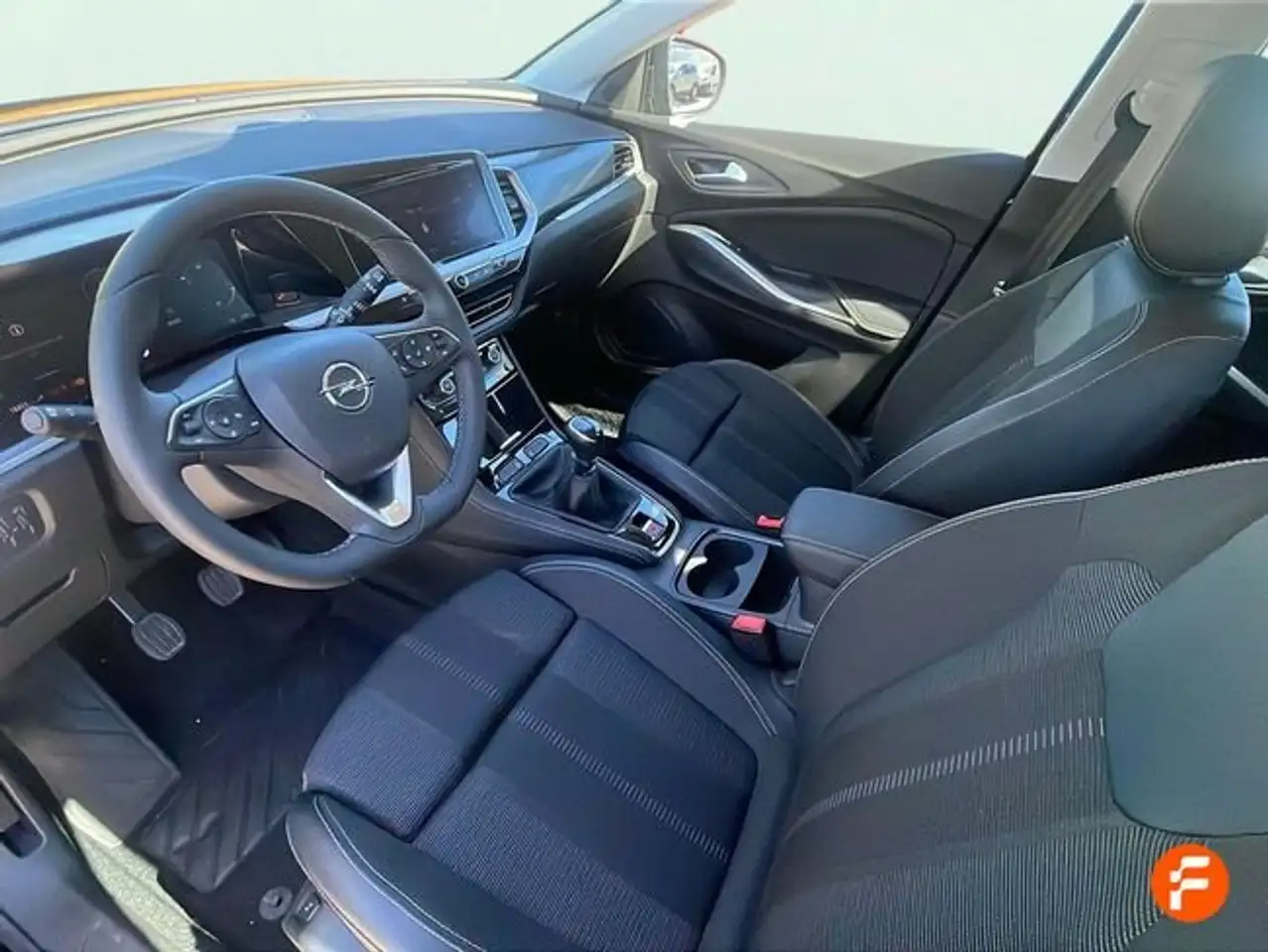 Opel Grandland 1.2T XHT MT6 S/S GS — معرض صور السيارة 10