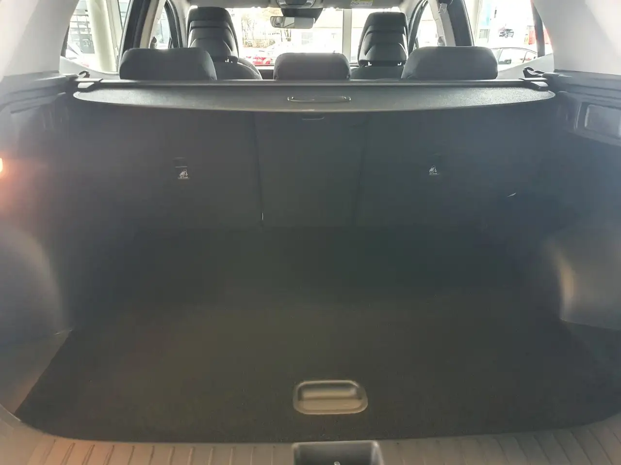 Kia Sportage 1.6T PHEV Vision 4WD — معرض صور السيارة 11