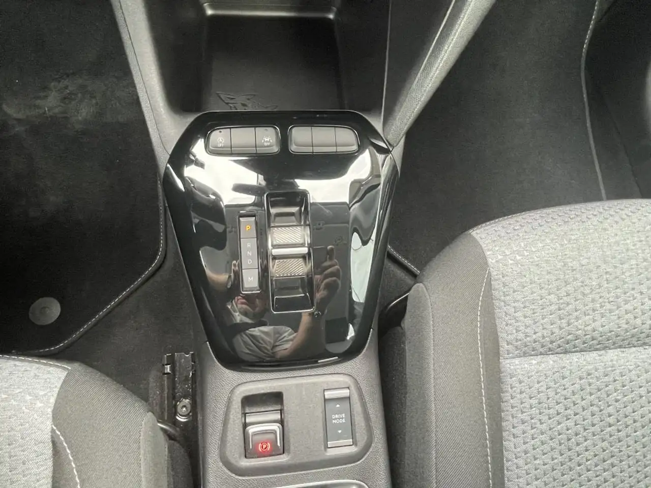 Opel Corsa 1.2 Automatik — معرض صور السيارة 15