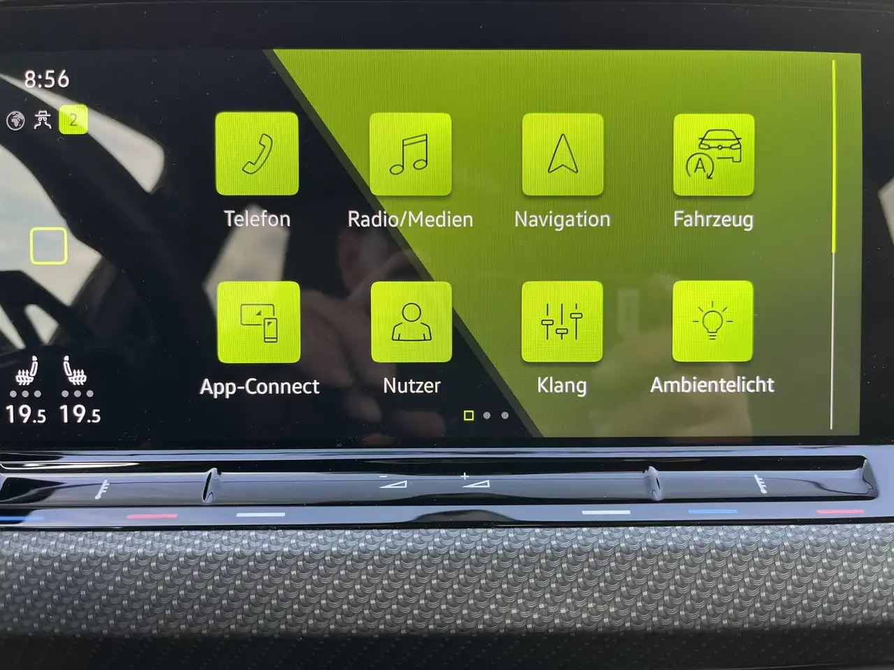 Volkswagen Golf 1.5 TSI DSG R-Line 2,99% Fin. AHK Navi TravelAssis — Vehicle gallery 25