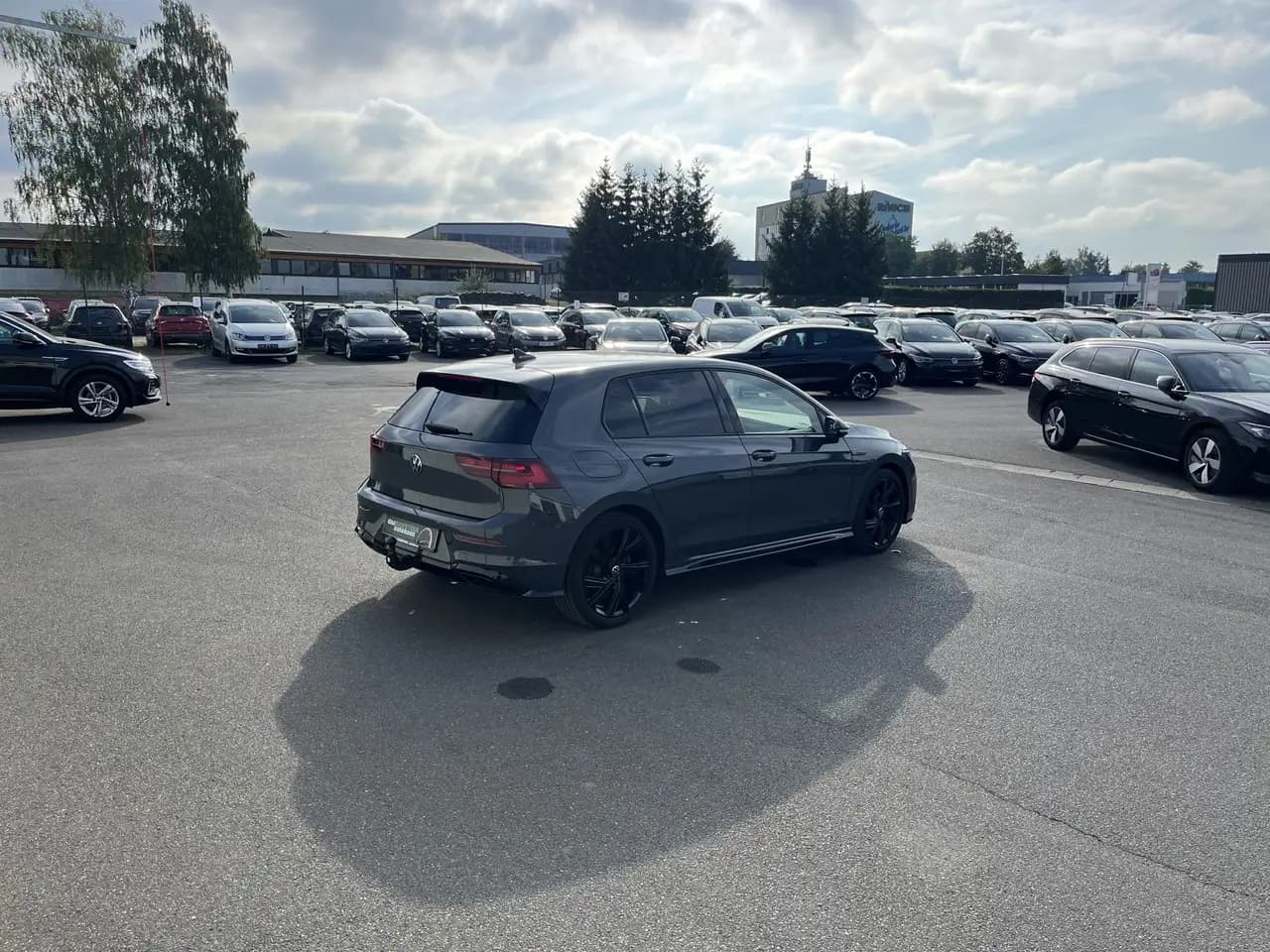 Volkswagen Golf 1.5 TSI DSG R-Line 2,99% Fin. AHK Navi TravelAssis — Vehicle gallery 8