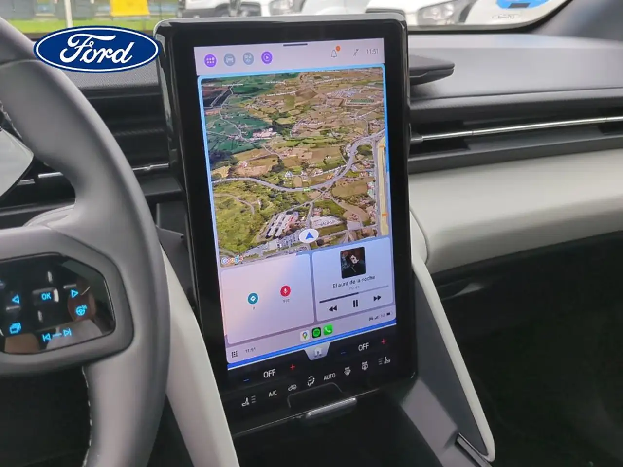 Ford Explorer AWD Rango Extendido Premium 79kWh — معرض صور السيارة 15