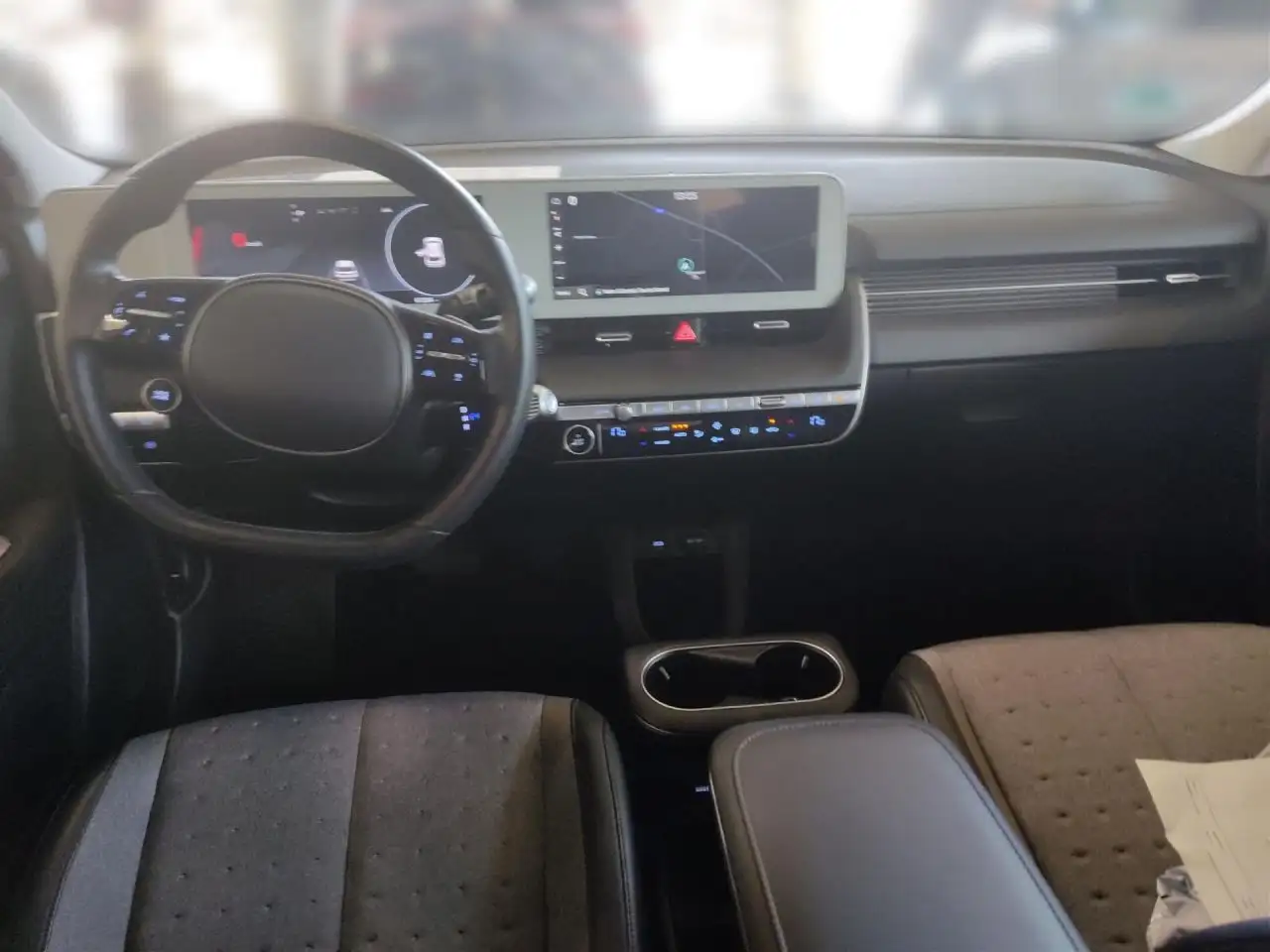 Hyundai IONIQ 5 MY24 77,4 kWh 2WD TECHNIQ PANO Bluetooth — Galería del vehículo 12