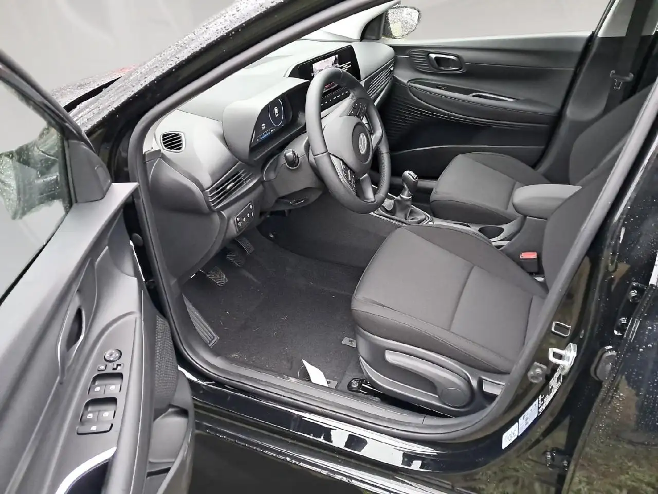 Hyundai i20 Trend Voll-LED/Navi/R.Kamera/Sitzhzg./16 — Galería del vehículo 7