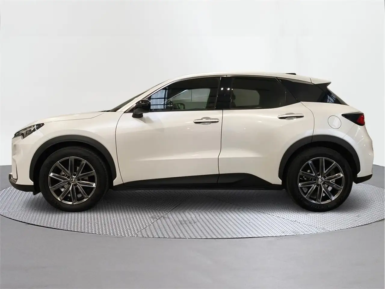 Lexus LBX 1.5 136cv HEV Relax — Vehicle gallery 3