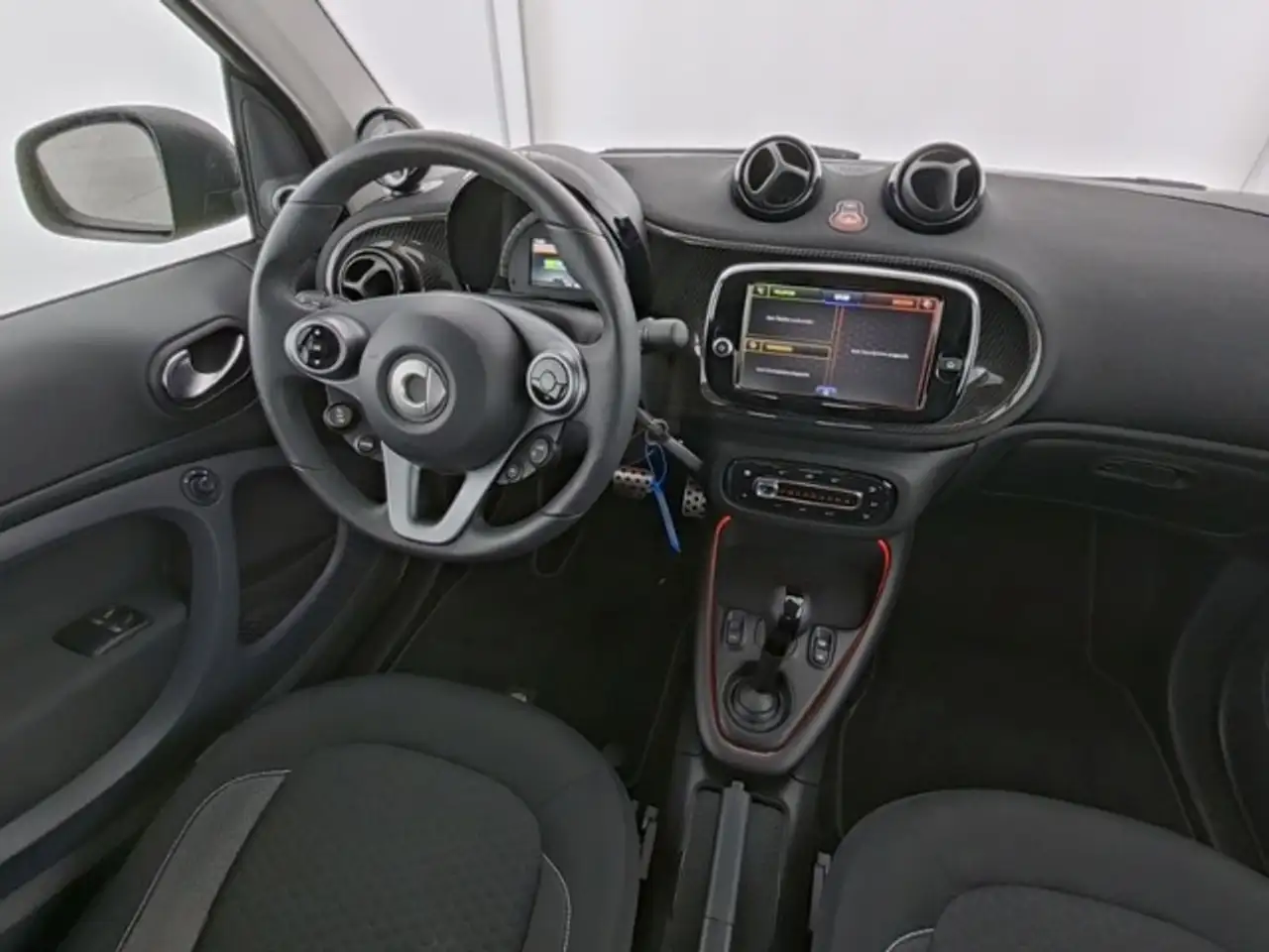 smart forTwo EQ Cabrio Pulse Exclusive 22kW JBL LED — Galería del vehículo 6