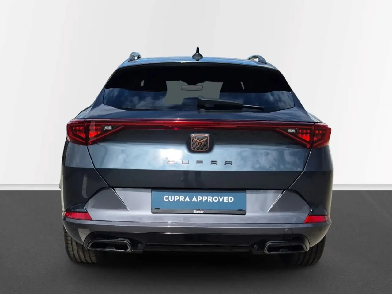 CUPRA Formentor 1.5 TSI DSG AHK BLIS Cam SHZ BEATS FullLink — معرض صور السيارة 6