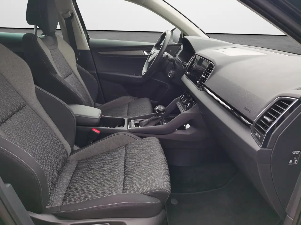 Skoda Karoq 1.5 TSI DSG Style — Vehicle gallery 14