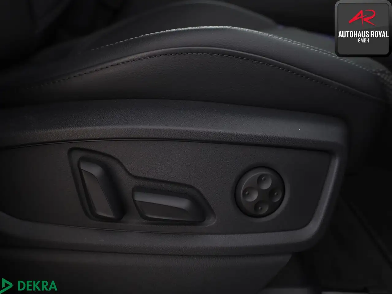 Audi Q5 Sportback 50 TFSI e qu S LINE MATRIX,KEYLESS — Vehicle gallery 12