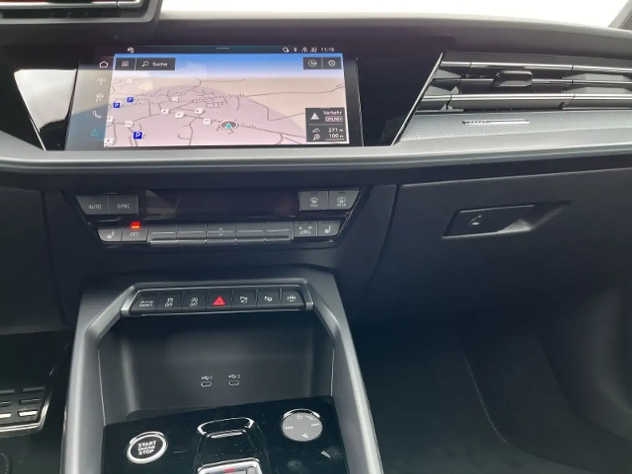 Audi A3 allstreet s-tronic 35 TFSI s-tronic NAVI — Vehicle gallery 14