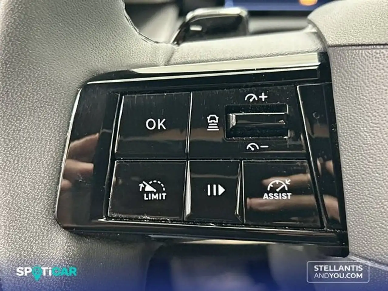 Lancia Ypsilon Hybrid 74kW (100CV) LX — Vehicle gallery 16