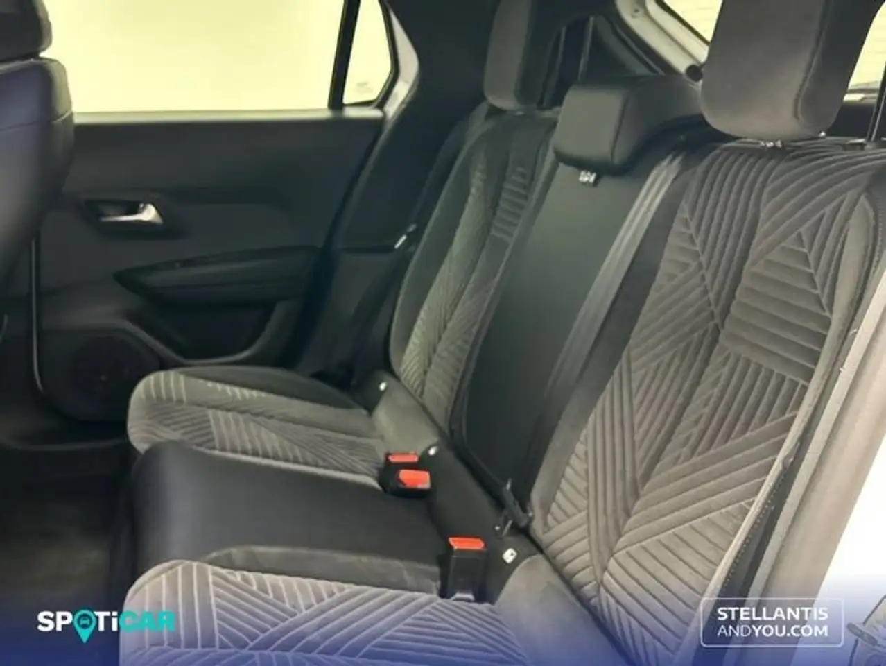 Lancia Ypsilon Hybrid 74kW (100CV) LX — Vehicle gallery 10