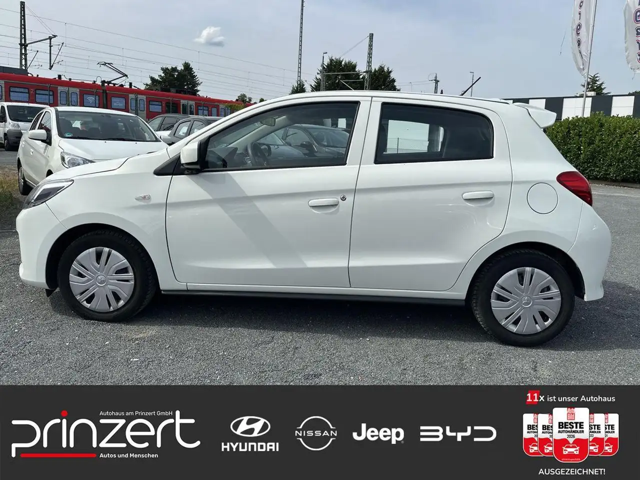 Mitsubishi Space Star 1.2 MT5 "Select" Touch*Klima* — Galería del vehículo 17