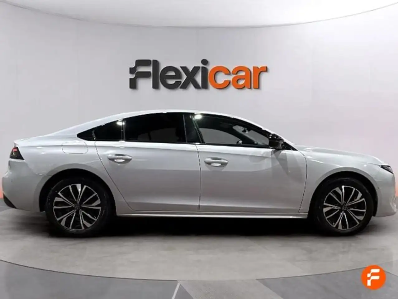 Peugeot 508 1.2 PureTech S&S Allure EAT8 130 — Galería del vehículo 3