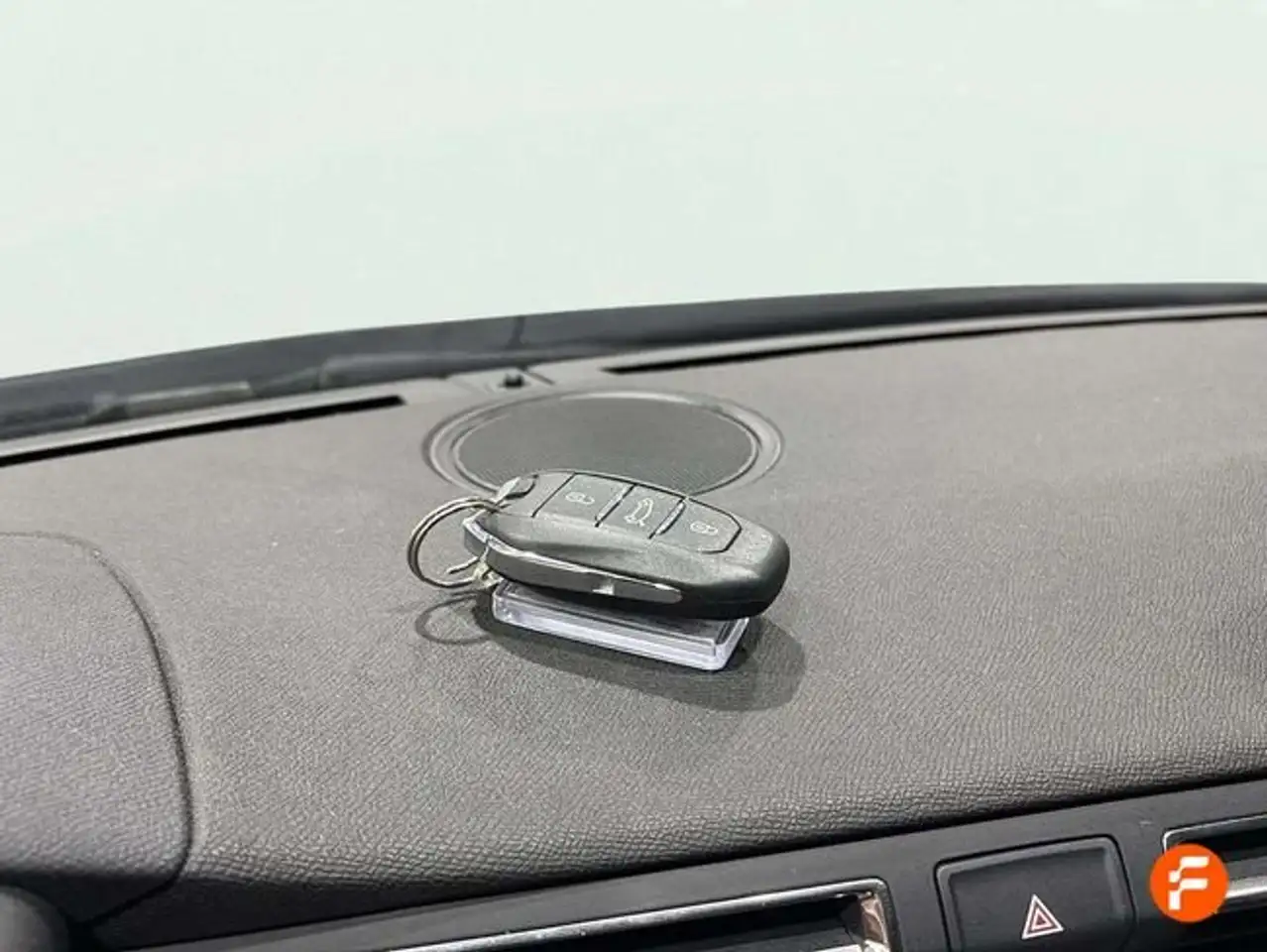 Peugeot 508 1.2 PureTech S&S Allure EAT8 130 — Galería del vehículo 17