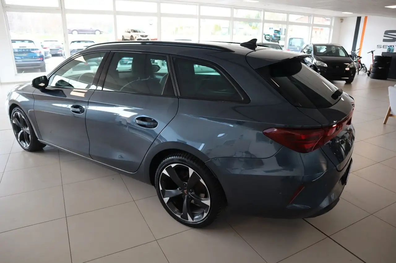 CUPRA Leon Sportstourer/KAMERA/ALLWETTER/DAB/NAVI/LED — Vehicle gallery 7