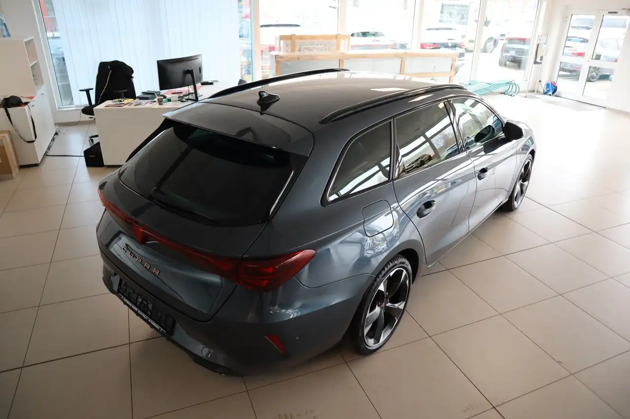 CUPRA Leon Sportstourer/KAMERA/ALLWETTER/DAB/NAVI/LED — Vehicle gallery 6