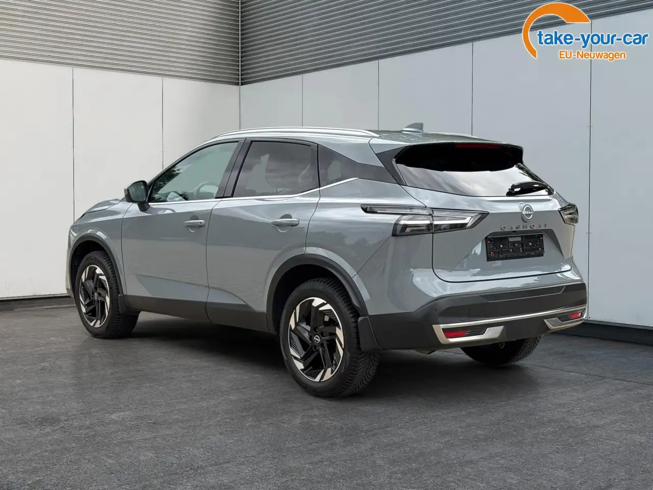 Nissan Qashqai QQ N-Connecta PANORAMA+beh.SCHEIBE+NAVI+AHK+ACC... — معرض صور السيارة 3