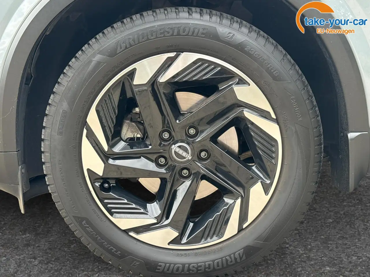 Nissan Qashqai QQ N-Connecta PANORAMA+beh.SCHEIBE+NAVI+AHK+ACC... — معرض صور السيارة 22