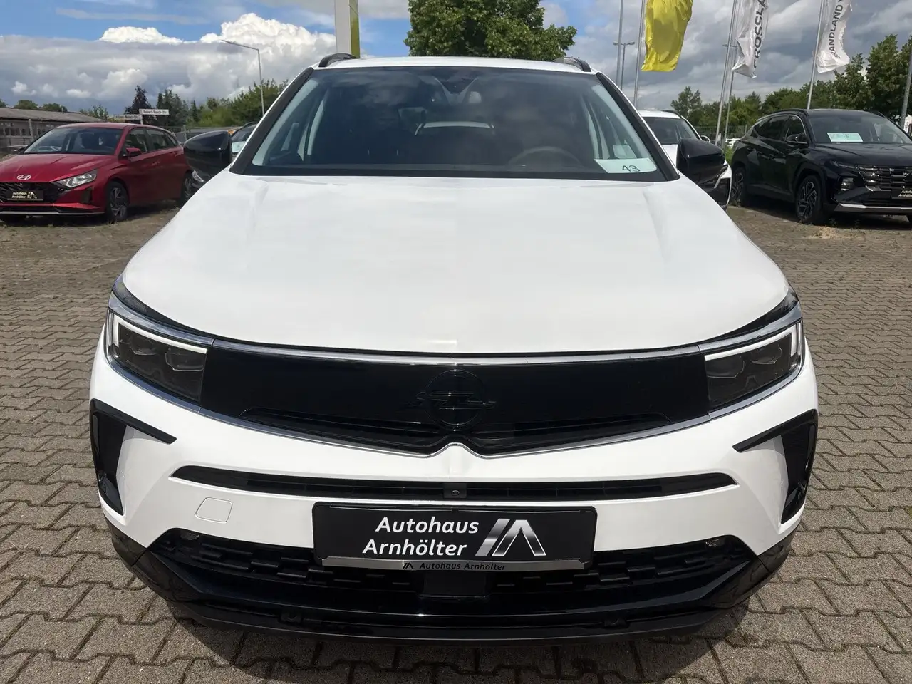 Opel Grandland GS 1.2 KLIMA+PDC+KAMERA+SHZ+LHZ+LED+AT — Vehicle gallery 18