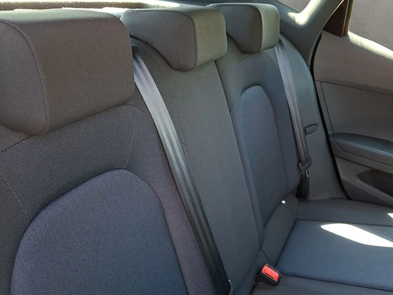 SEAT Arona FR 1.0 TSI Automatik, Sportpaket, Parklenk — معرض صور السيارة 18
