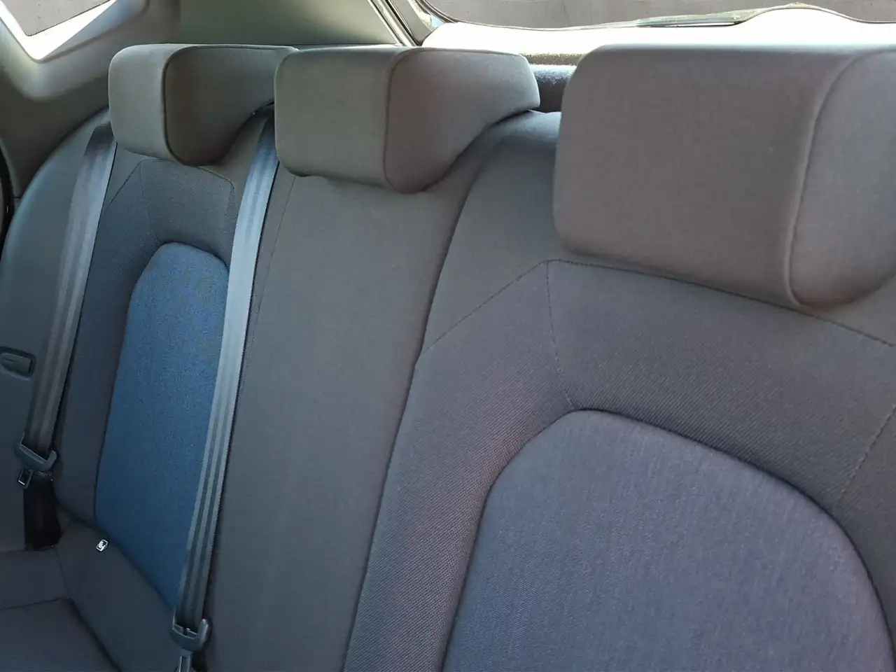 SEAT Arona FR 1.0 TSI Automatik, Sportpaket, Parklenk — معرض صور السيارة 13