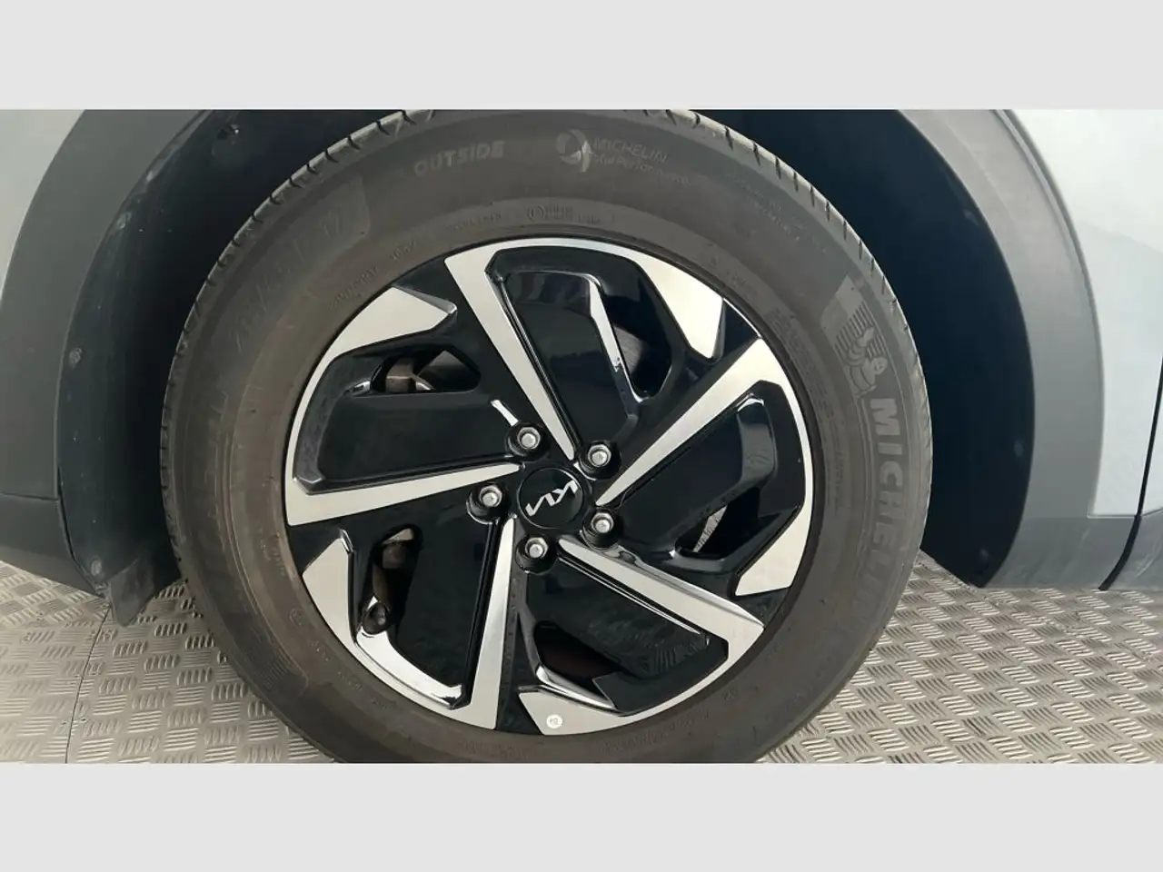 Kia Sportage 1.6 CRDi MHEV Drive 4x2 136 — معرض صور السيارة 18