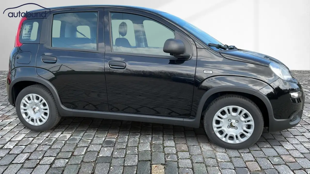 Fiat Panda 1,0 Hybrid (MHEV) Pandina Base NBA PDC SHA — Vehicle gallery 4