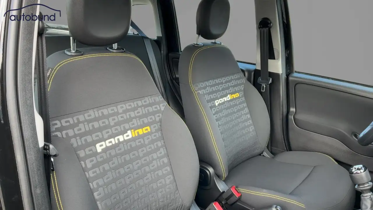 Fiat Panda 1,0 Hybrid (MHEV) Pandina Base NBA PDC SHA — Vehicle gallery 6
