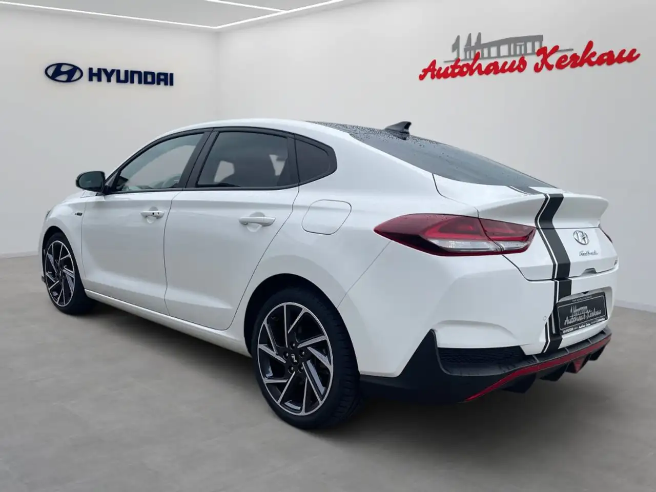 Hyundai i30 1.5 T-GDI Fastback 48V-Hybrid N-Line — Vehicle gallery 4