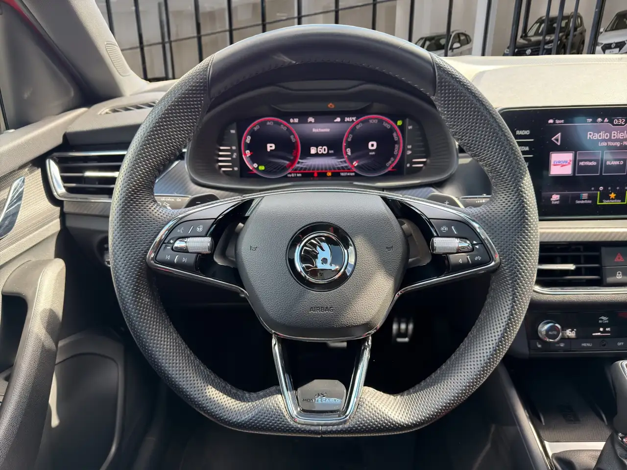Skoda Scala 1.0 TSI DSG Monte Carlo LED/KAMERA — Galerie du véhicule 14