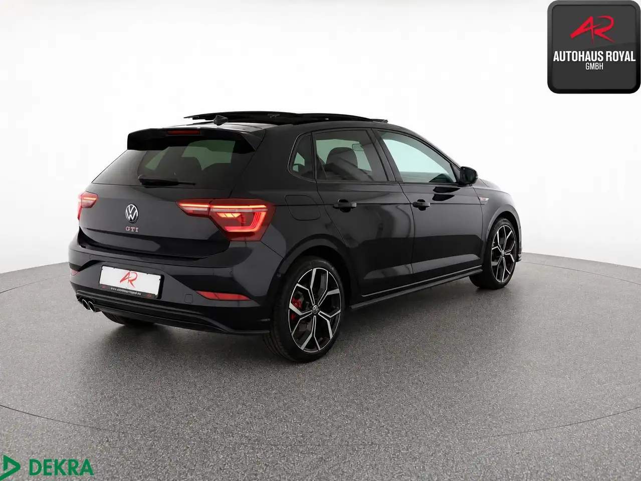 Volkswagen Polo GTI 2.0 TSI PANO,IQ.LIGHT,KEYLESS,BEATS,SH — معرض صور السيارة 5